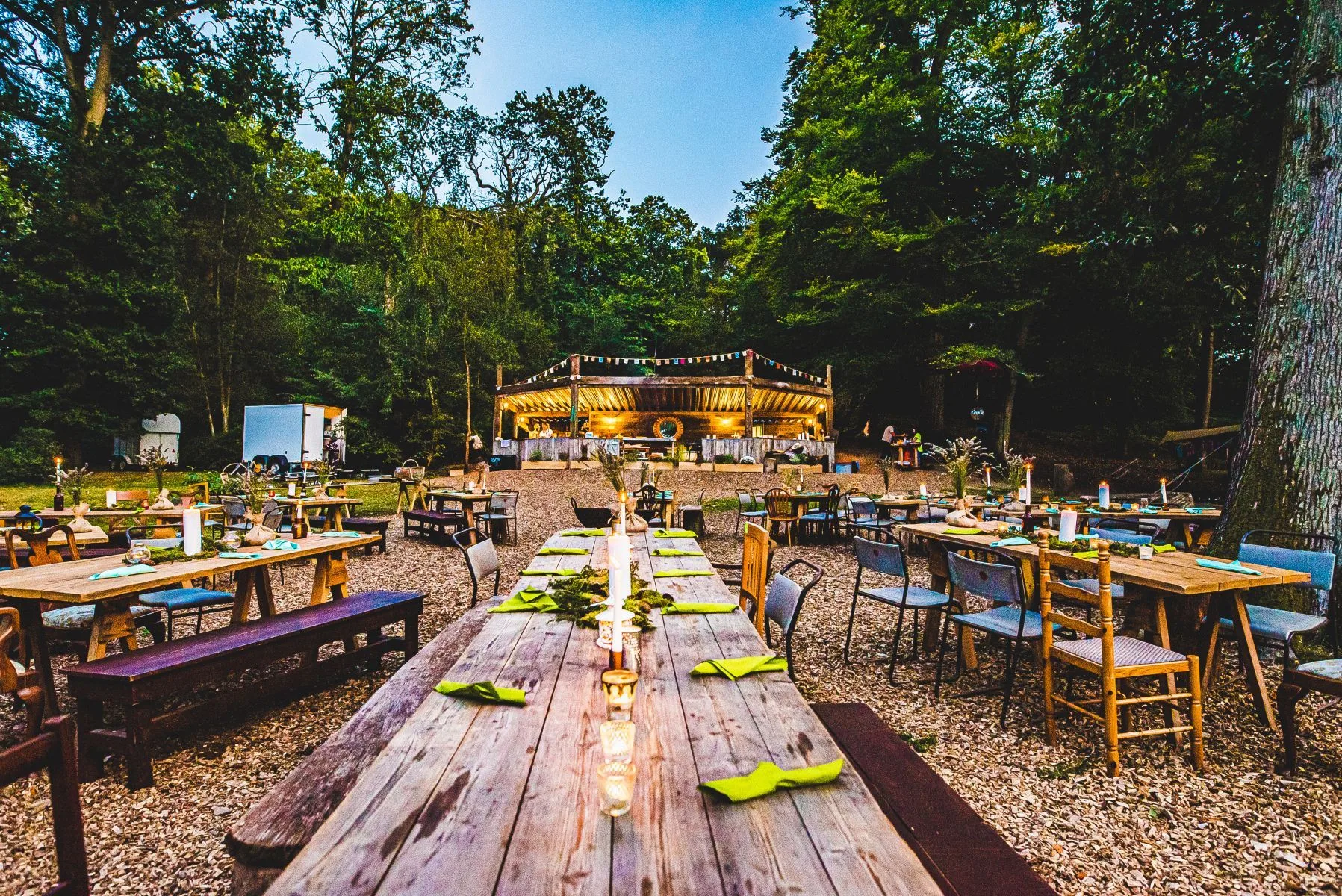 Outdoor Dining Area and Bar – Outdoor Event Spaces