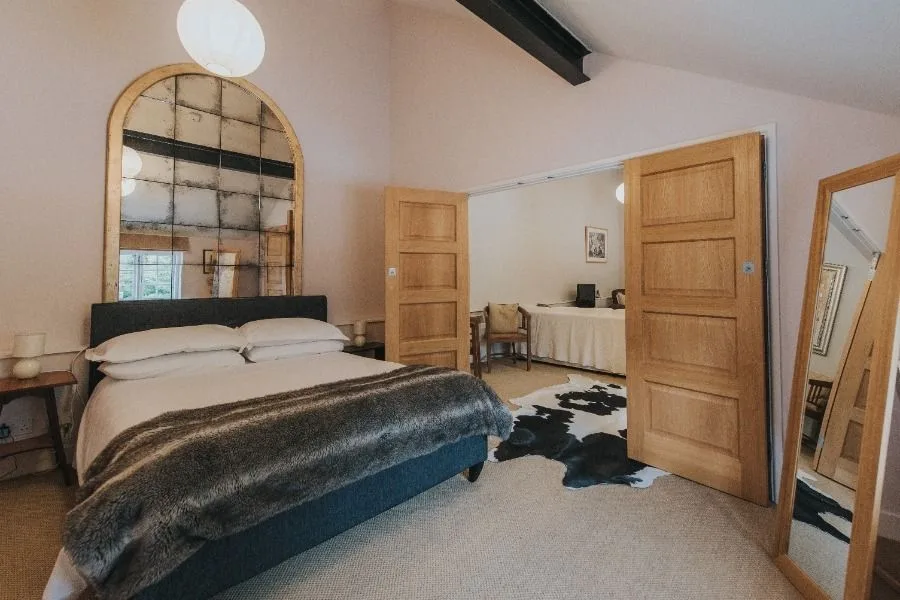 Cottage Bedroom - Guest Accommodation at Wasing